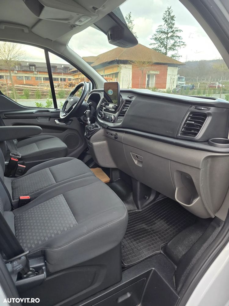 Ford Transit Custom - 9