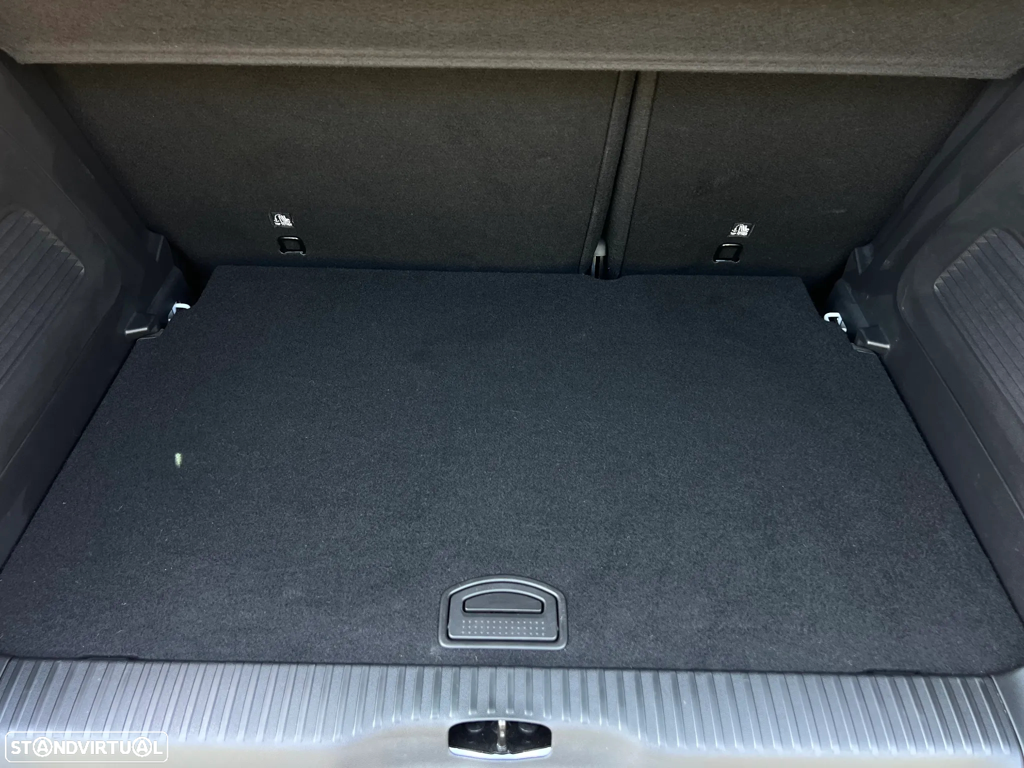 Citroën C3 Aircross 1.2 PureTech Plus - 36