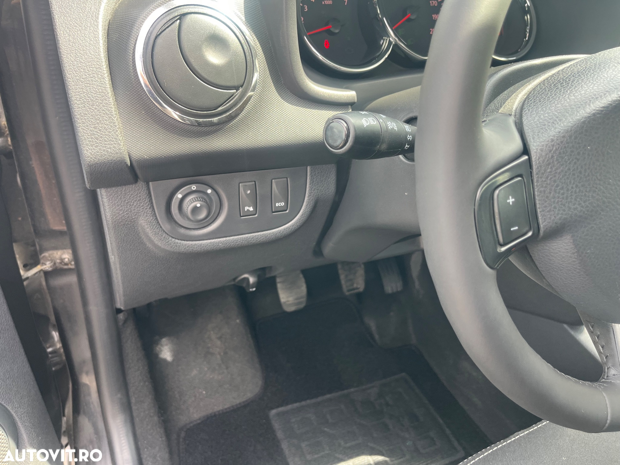 Dacia Logan MCV 0.9 TCe 90 CP Prestige - 16