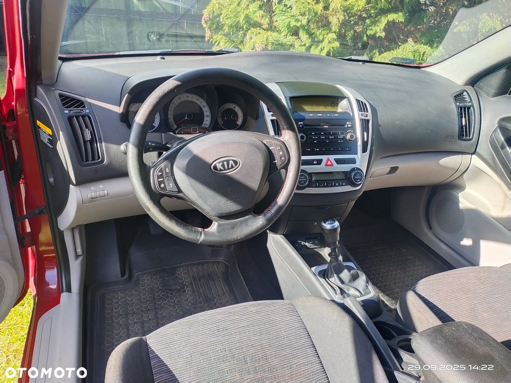 Kia Ceed 1.6 Comfort - 4