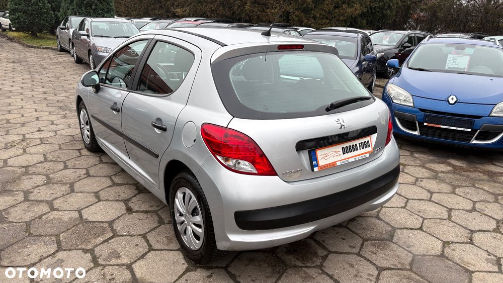 Peugeot 207 70 HDi FAP Filou - 6