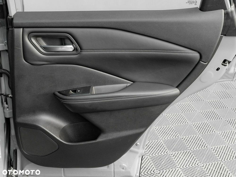 Nissan Qashqai 1.5 e-POWER N-Connecta - 31
