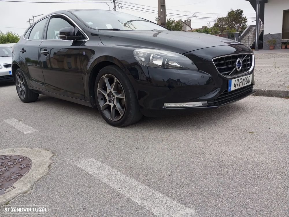 Volvo V40 1.6 D2 R-Design Summum - 16