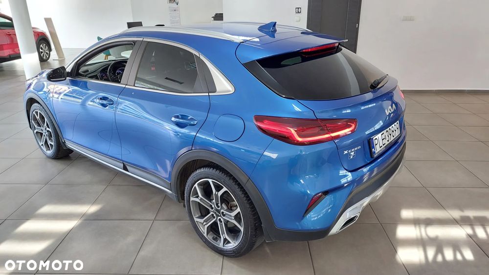 Kia XCeed 1.5 T-GDI M - 3