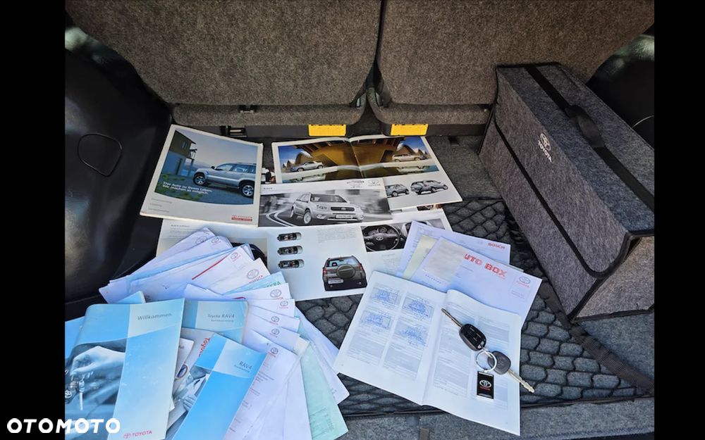 Toyota RAV4 4x4 Executive - 37