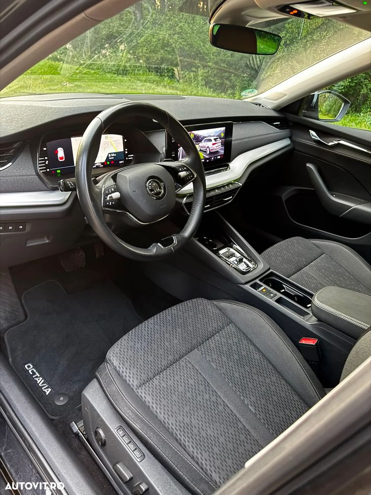 SKODA Octavia 2023 — imagine 3