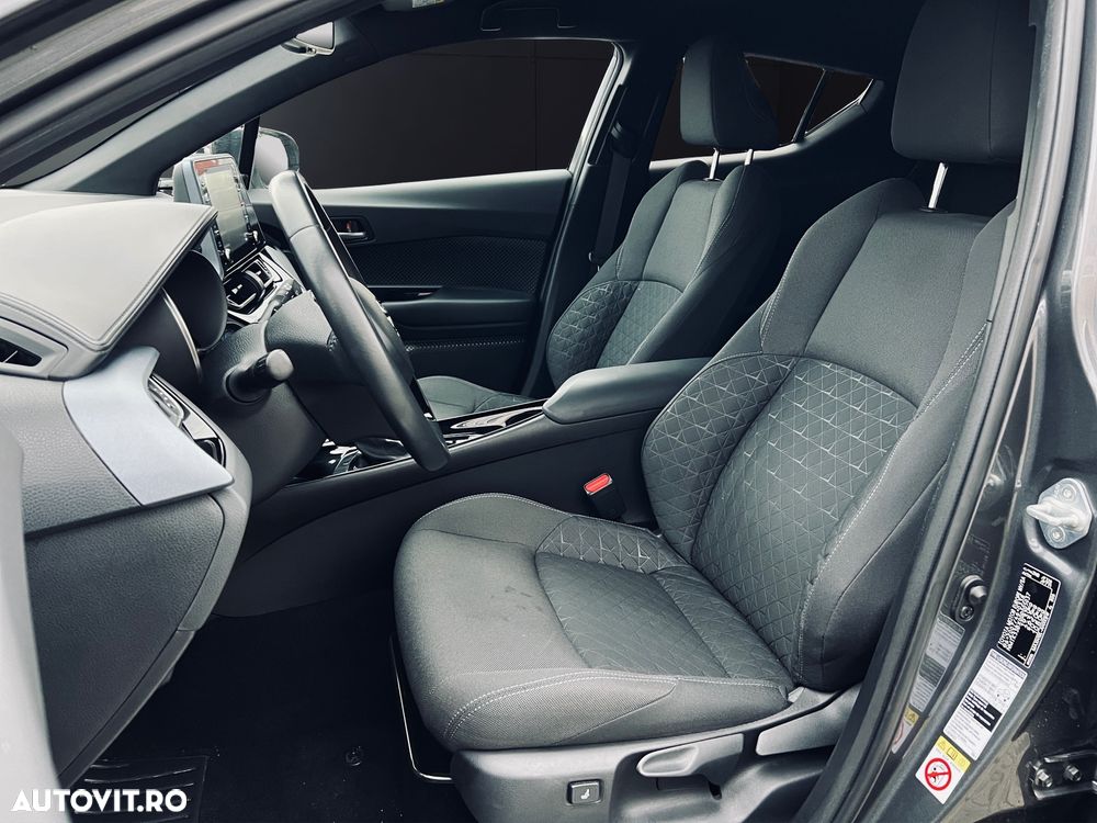 Toyota C-HR 2.0 HSD 184 CP 4x2 CVT C-ult Style bi-tone - 15