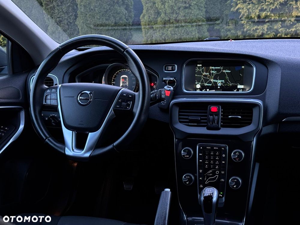 Volvo V40 D2 Drive-E Summum - 28