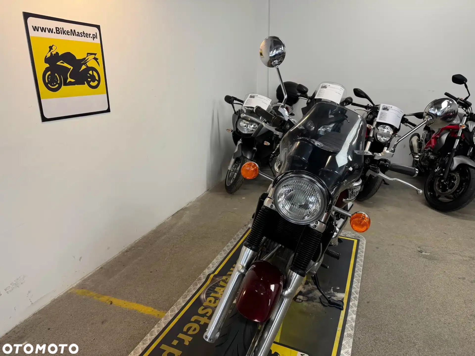 Triumph Thunderbird - 32