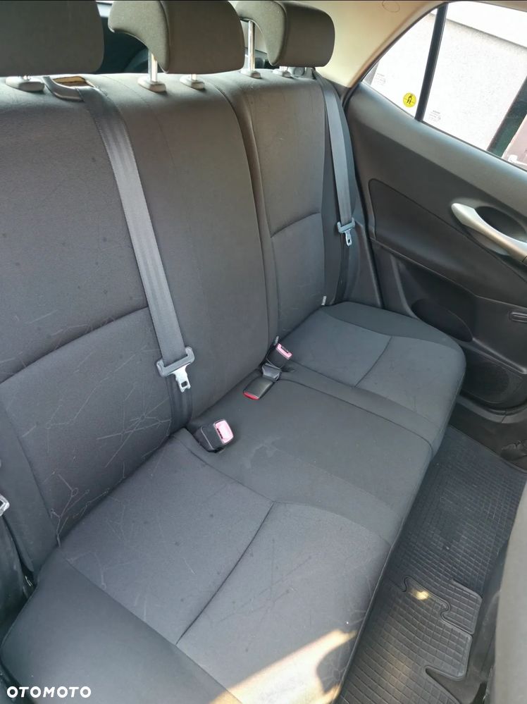 Toyota Auris 1.4 VVT-i Luna - 11