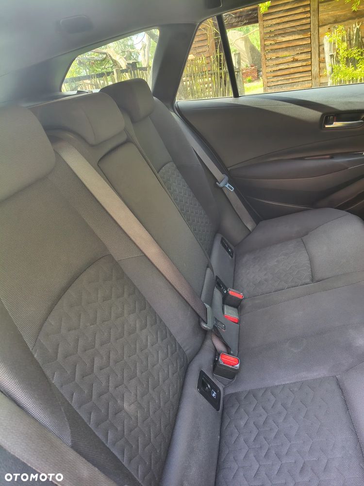 Toyota Corolla 2.0 Hybrid Style - 15