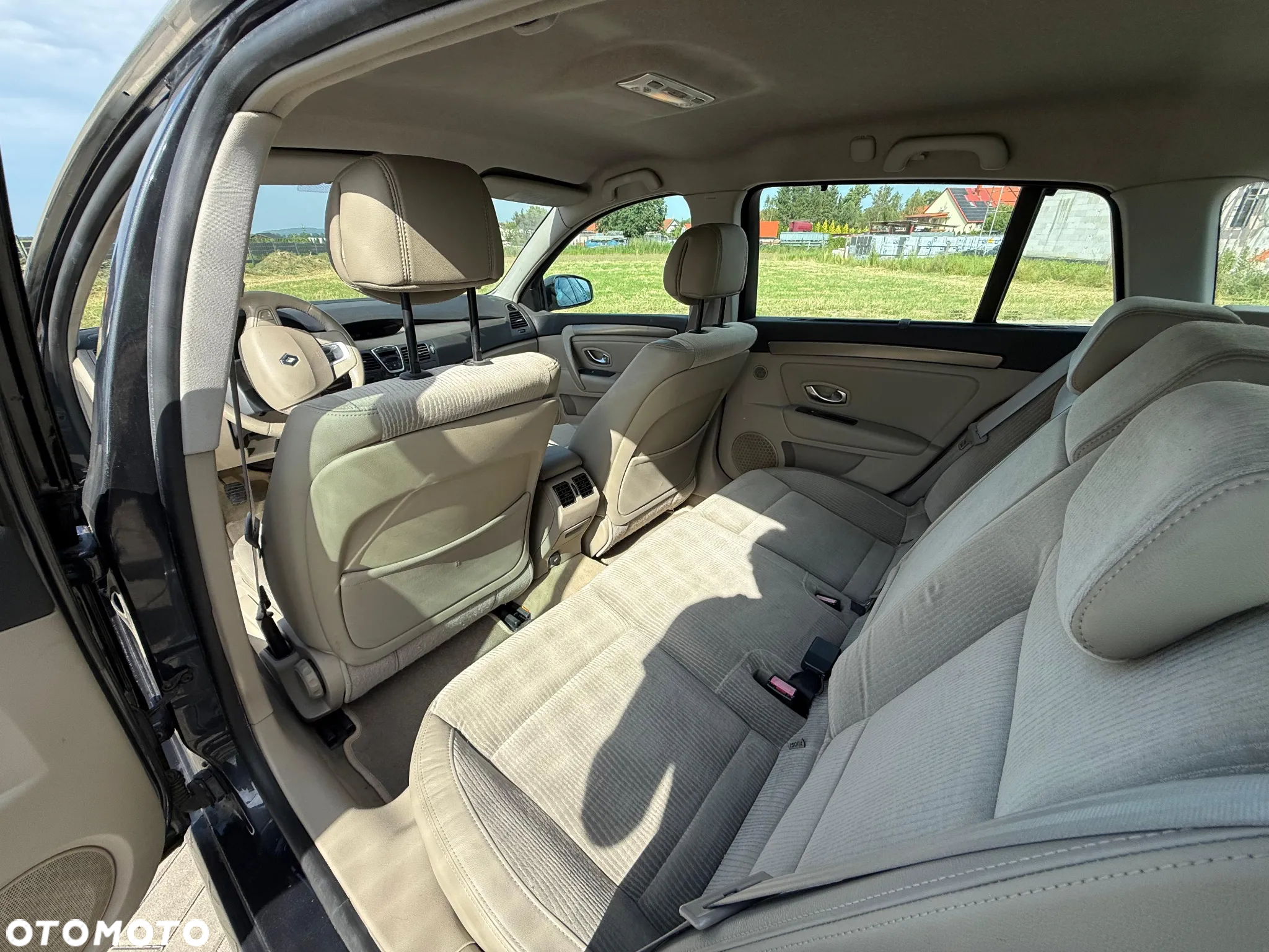 Renault Laguna 2.0 DCi Expression - 9