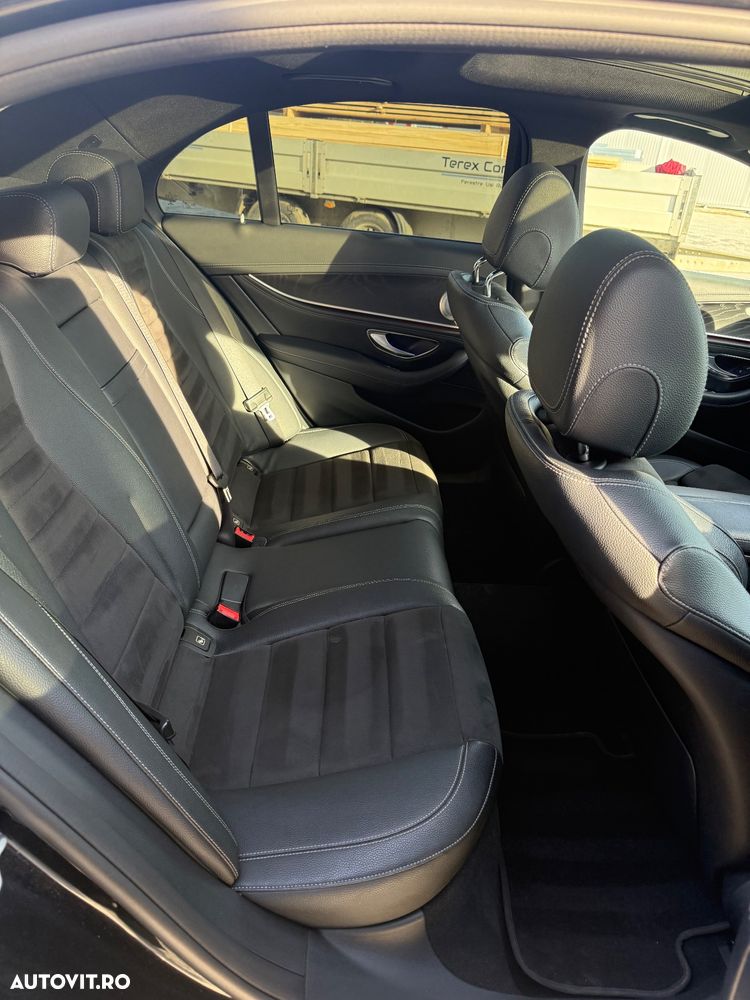 Mercedes-Benz E 220 d T 9G-TRONIC AMG Line - 20