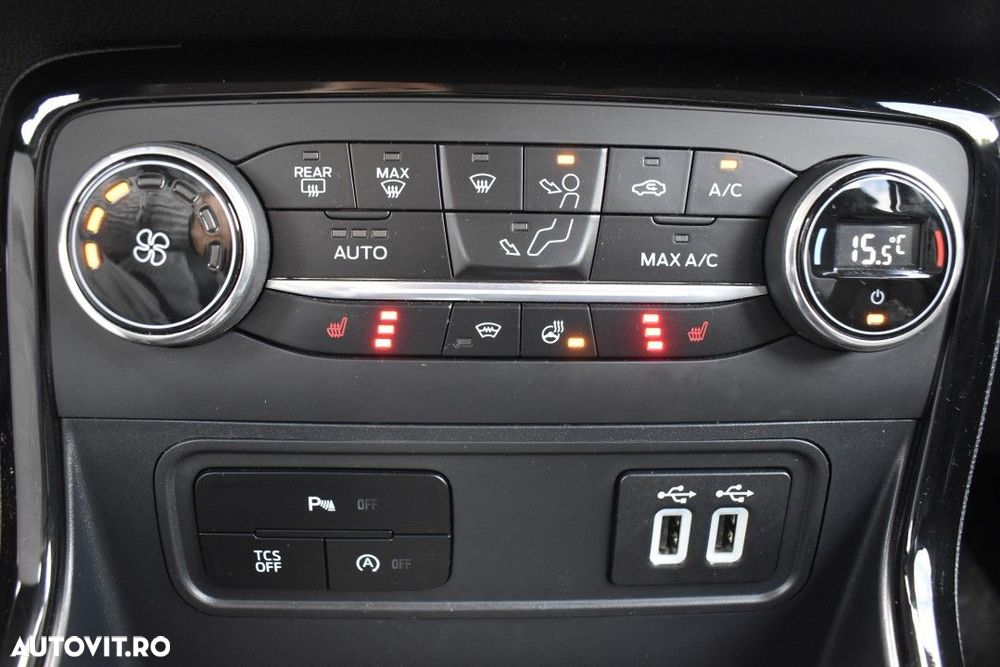 Ford EcoSport 1.5 EcoBlue AWD Titanium - 36