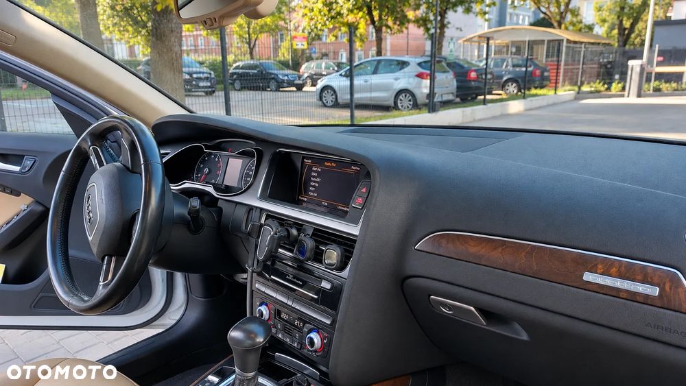 Audi A4 Limousine - 11