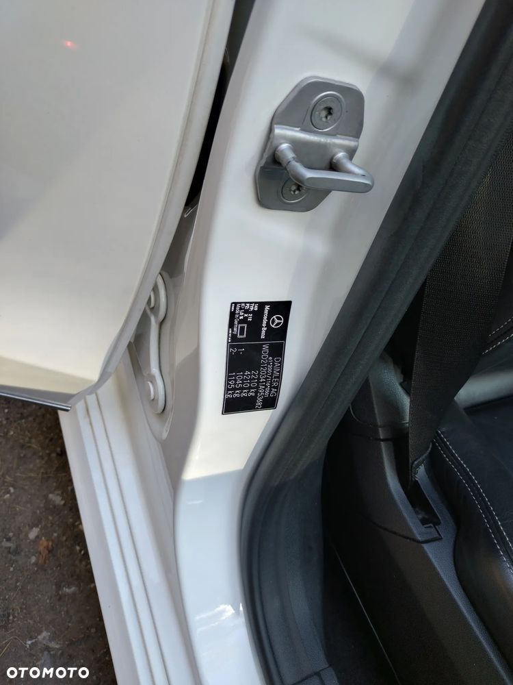 Mercedes-Benz Klasa E 200 7G-TRONIC - 17