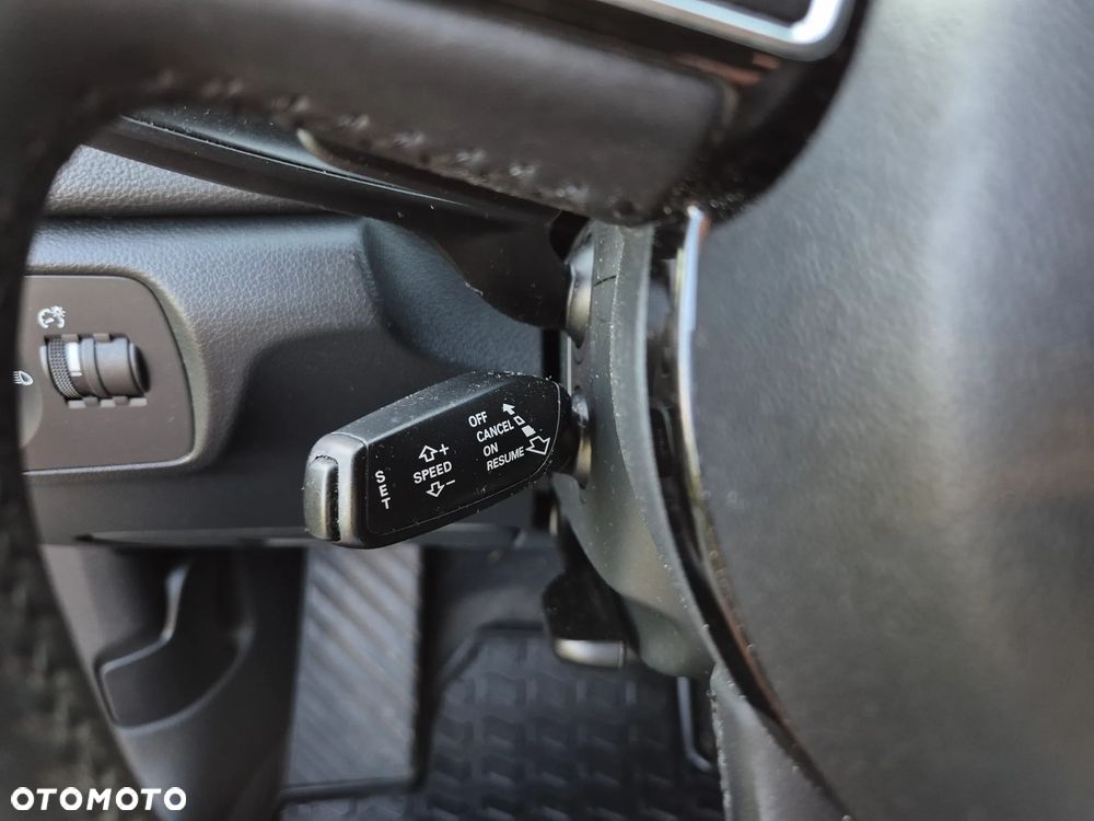 Audi Q3 2.0 TDI Quattro S tronic - 38