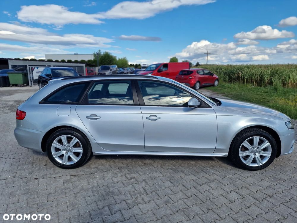 Audi A4 Avant 2.0 TDI DPF quattro - 8