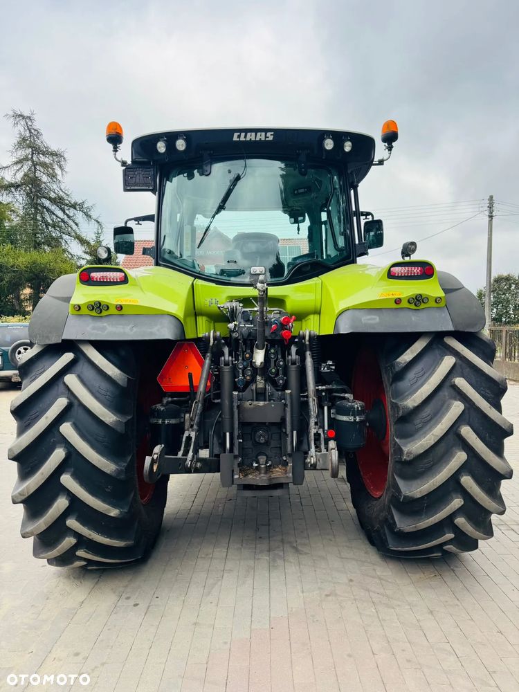 Claas Arion 650 - 7
