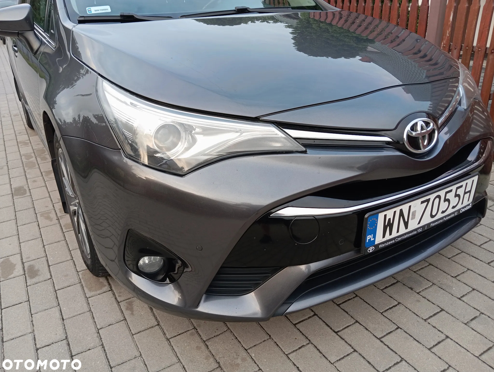 Toyota Avensis 1.8 Prestige - 18