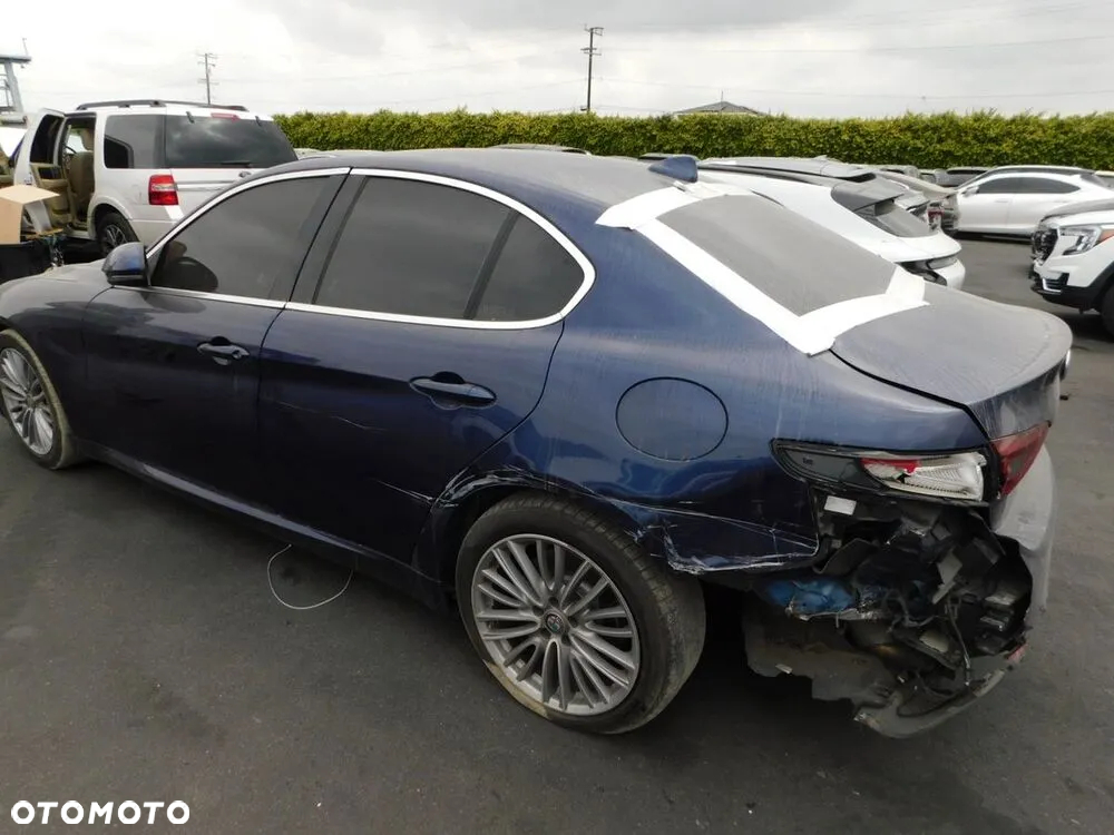 Alfa Romeo Giulia 2.0 Turbo 16V AT8 Veloce Ti - 27