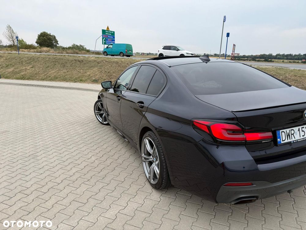 BMW Seria 5 520i M Sport Edition - 9