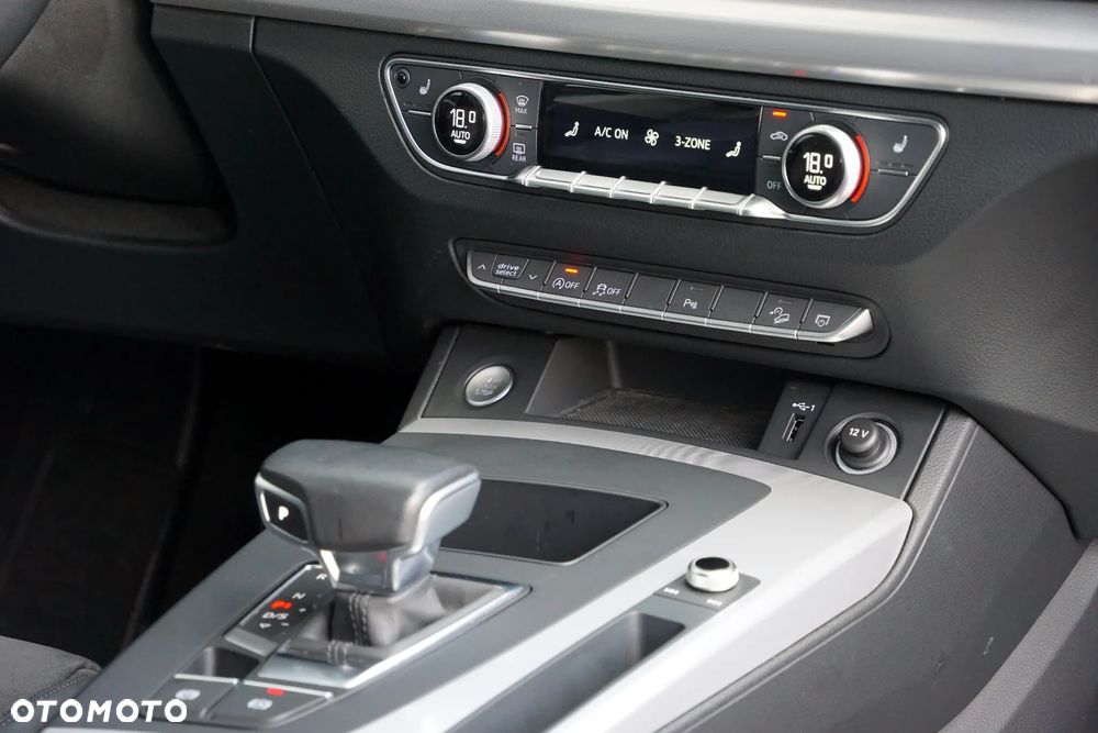 Audi Q5 40 TDI quattro S tronic S line - 37