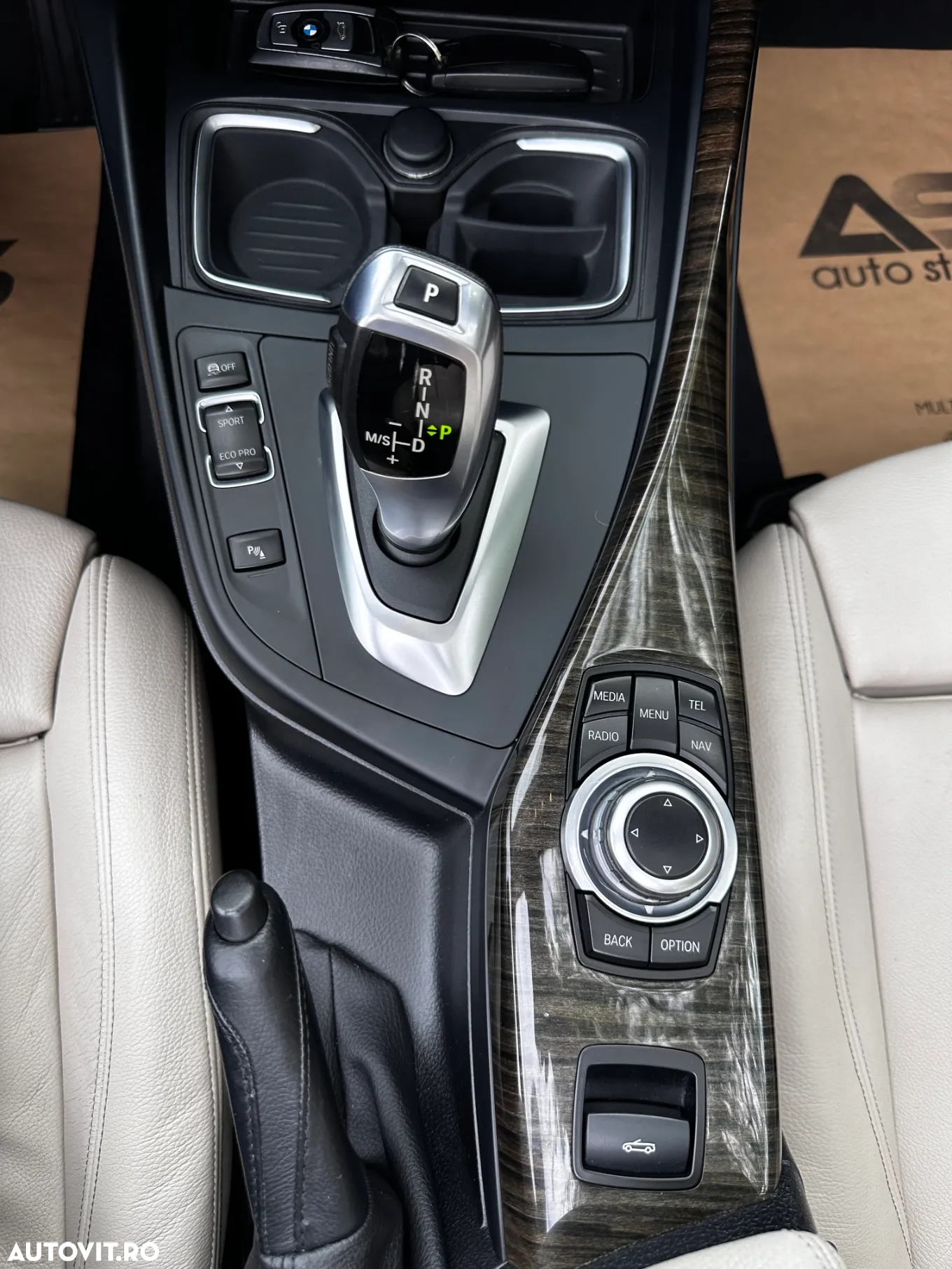 BMW Seria 2 220d Cabrio Aut. Luxury Line - 30