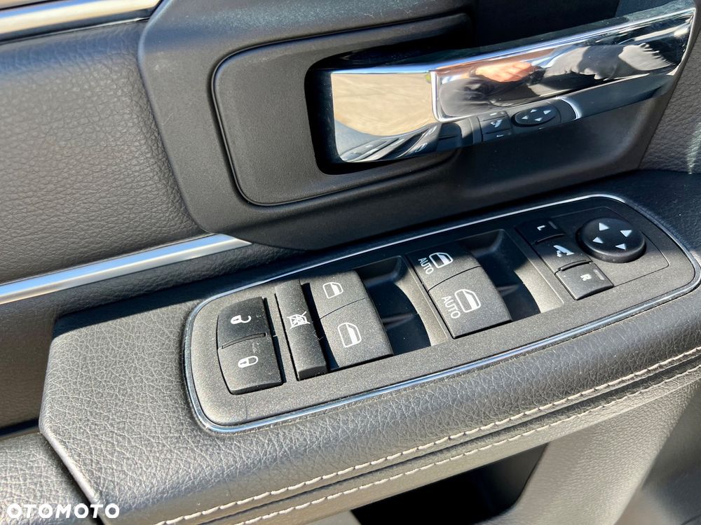 RAM 1500 5.7 Crew Cab Rebel - 17