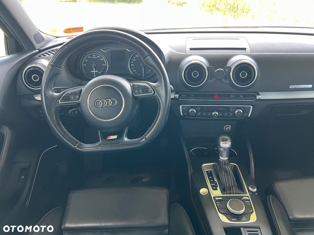Audi A3 Sportback 1.4 TFSI e-tron S line Sportpaket - 21