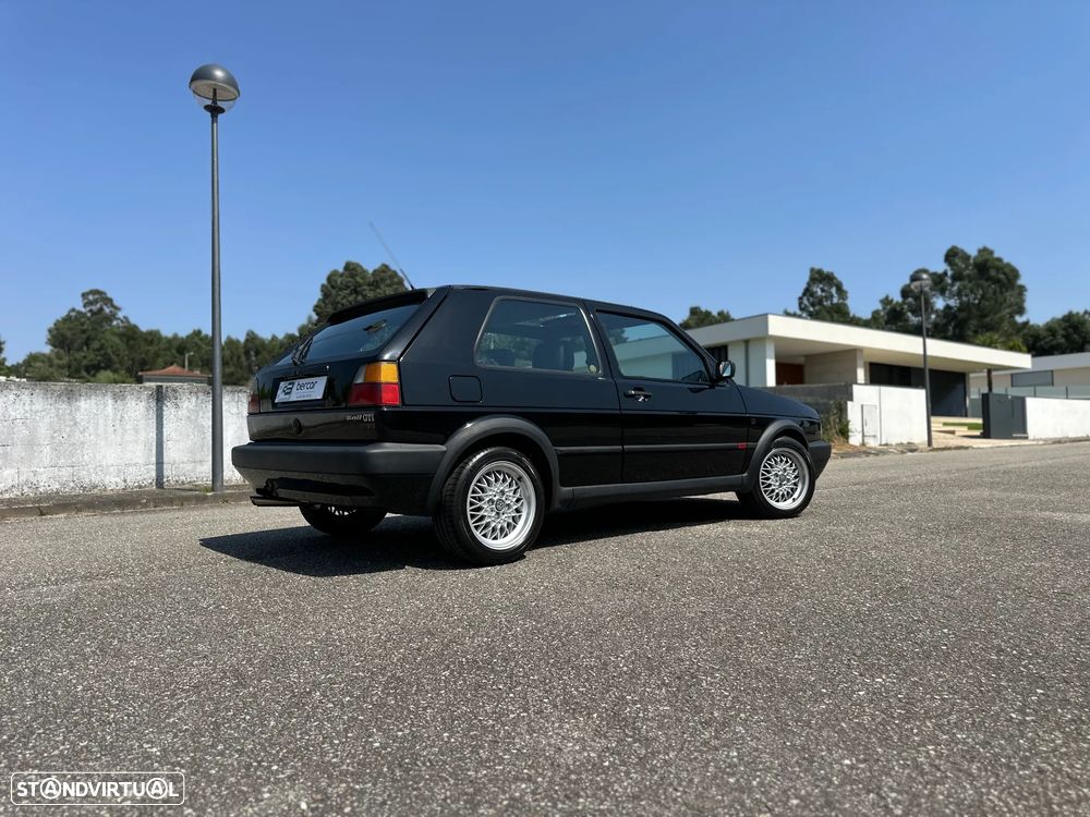 VW Golf 1.8 GTI 16V - 10