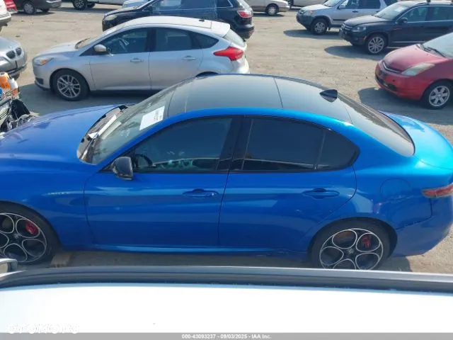 Alfa Romeo Giulia 2.0 Turbo 16V AT8-Q4 Veloce - 14