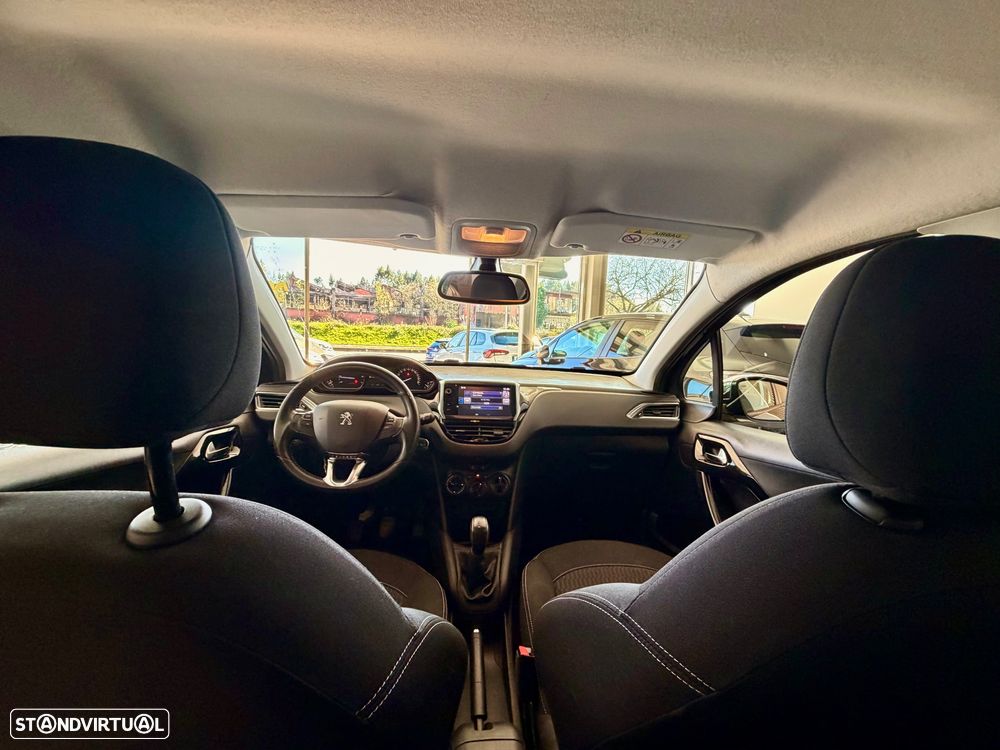 Peugeot 208 1.2 PureTech Style - 6