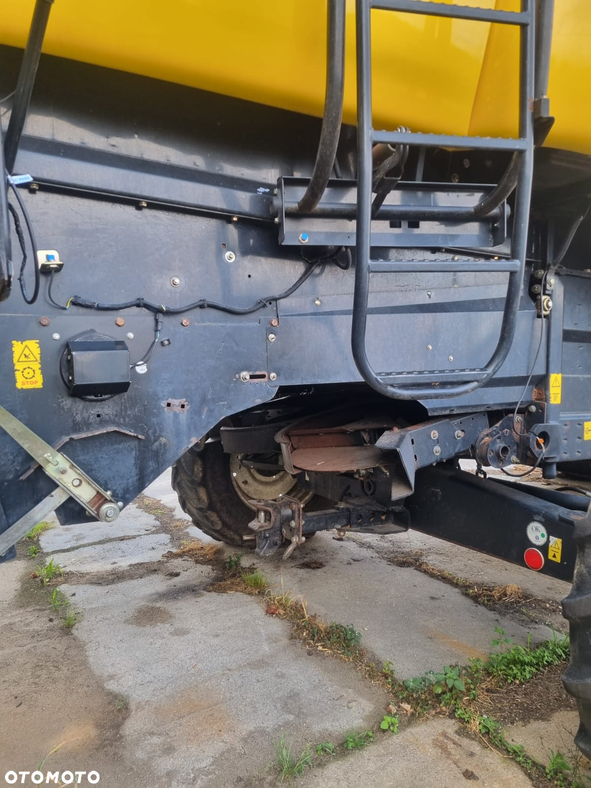 New Holland CX 8070 - 12