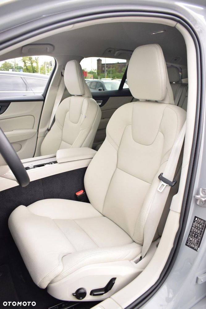Volvo V60 - 19