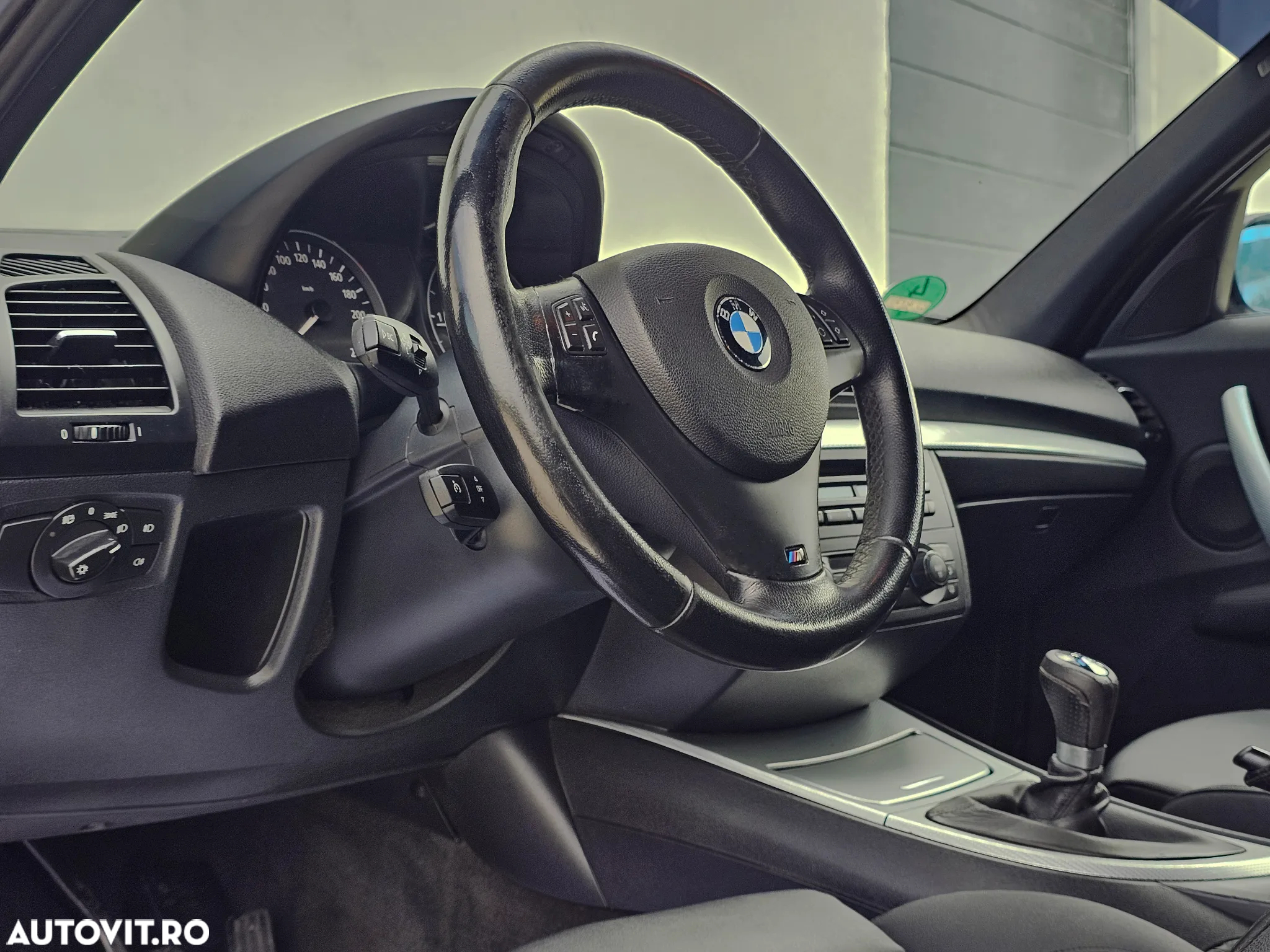 BMW Seria 1 - 10