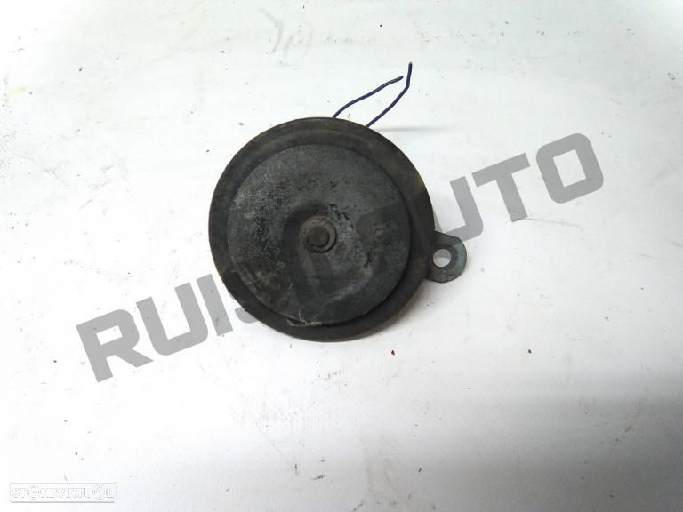 Buzina  Mercedes W201 (190) [1982_1993] D 2.0 - 1