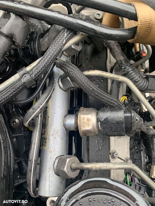 Vand rampa injectoare stanga Volkswagen Touareg 3.0 TDI, cod 059130089AB - 1