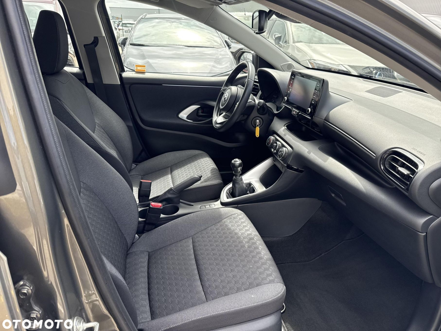 Toyota Yaris - 9