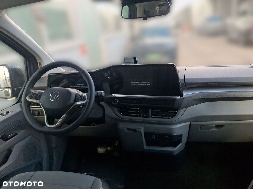 Volkswagen Caravelle - 39