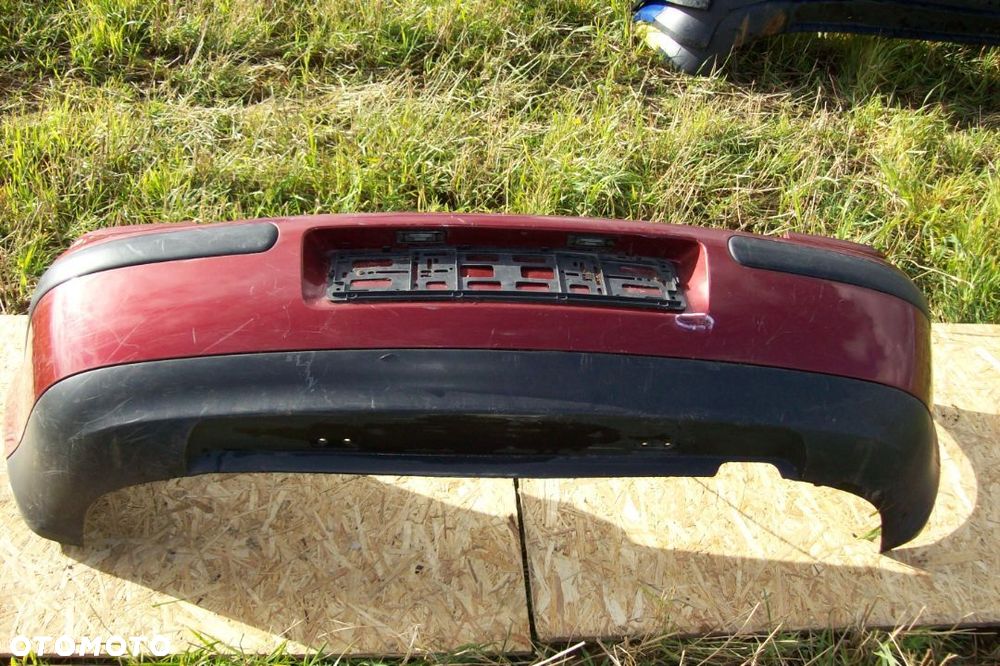 ZDERZAK TYLNY VW GOLF 4/HATCHBAK - 9