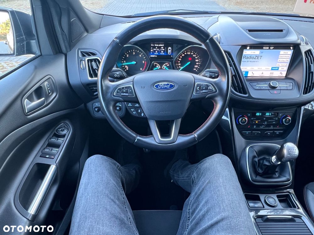 Ford Kuga 2.0 TDCi AWD ST-Line - 22