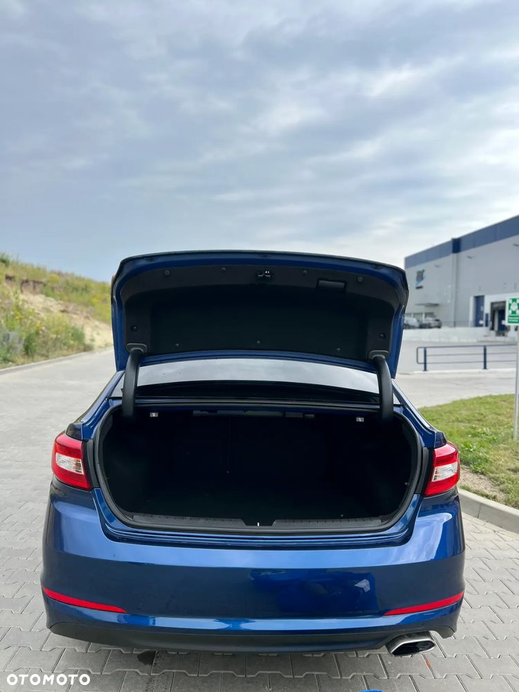 Hyundai Sonata 2.4 SE - 5
