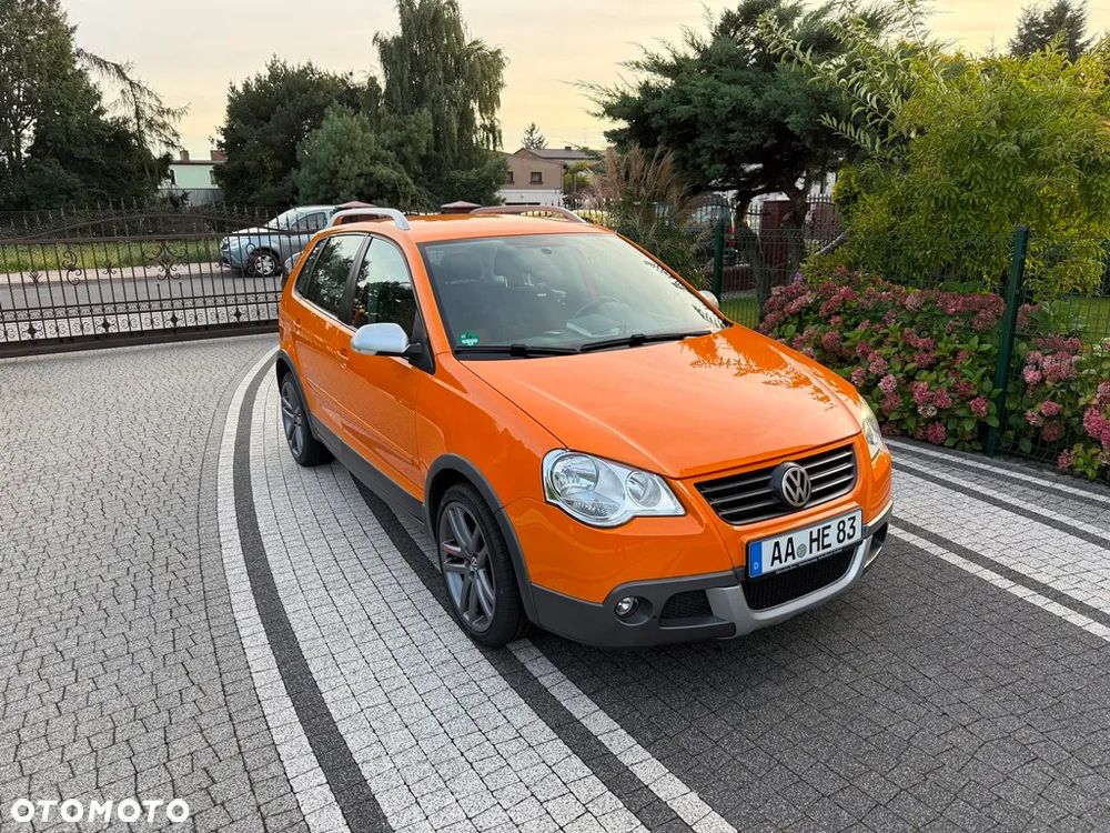 Volkswagen Polo 1.2 Cross Urban White - 4