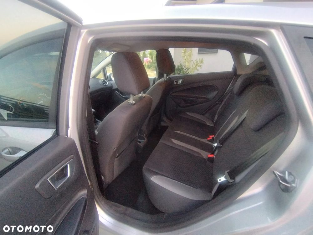 Ford Fiesta 1.25 Trend EU5 - 22