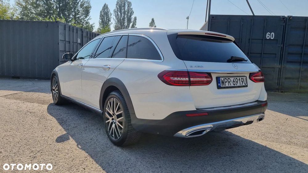 Mercedes-Benz Klasa E 450 4-Matic All-Terrain Avantgarde - 18