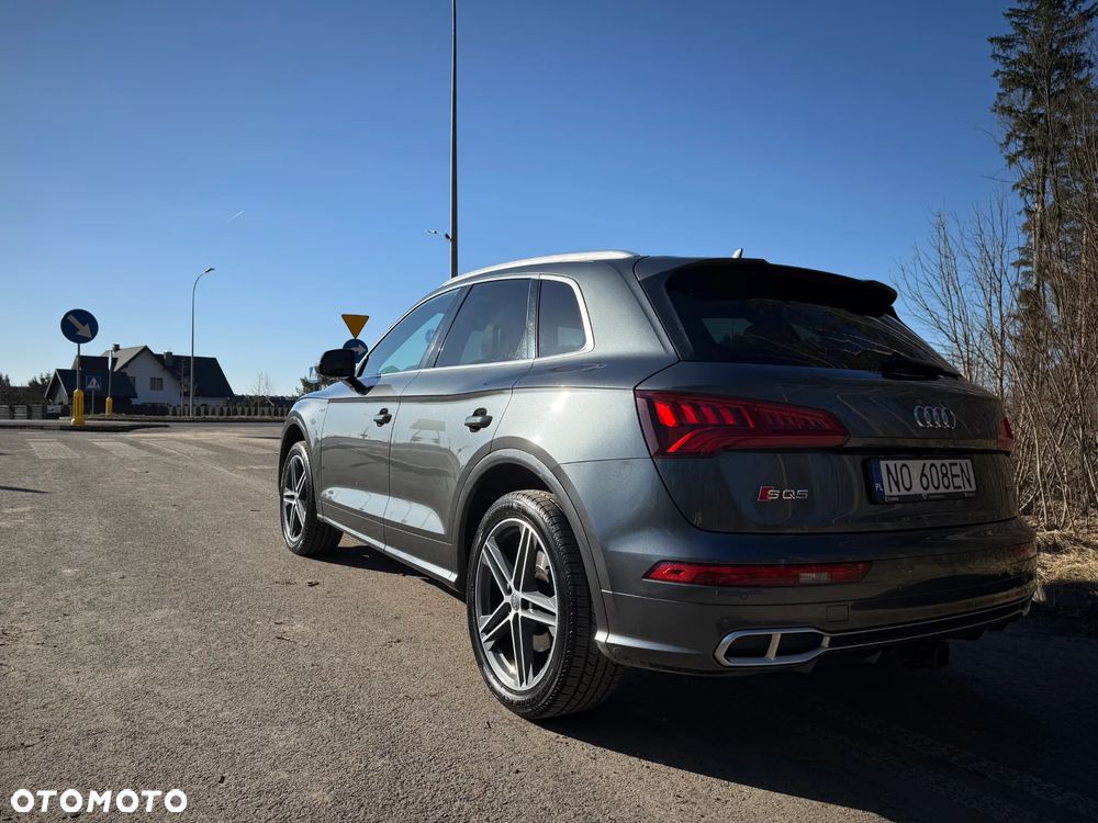 Audi SQ5 - 10