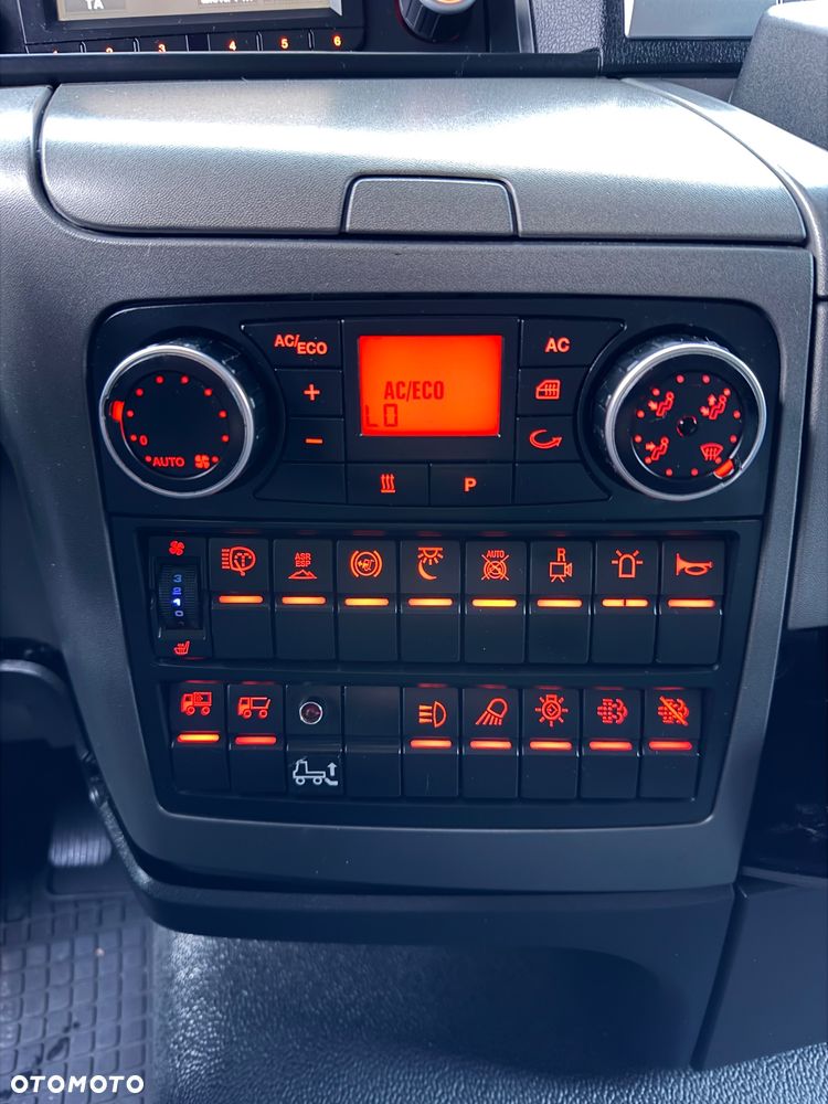 MAN TGS 18.440 4X2LL /E6/ ALUFELGI / KONTENER / WINDA / 19 EUROPALET / AUTOMAT / SYPIALKA x 2 / GLOB / WEBASTO / 2015 ROK / SPROWADZONY - 27