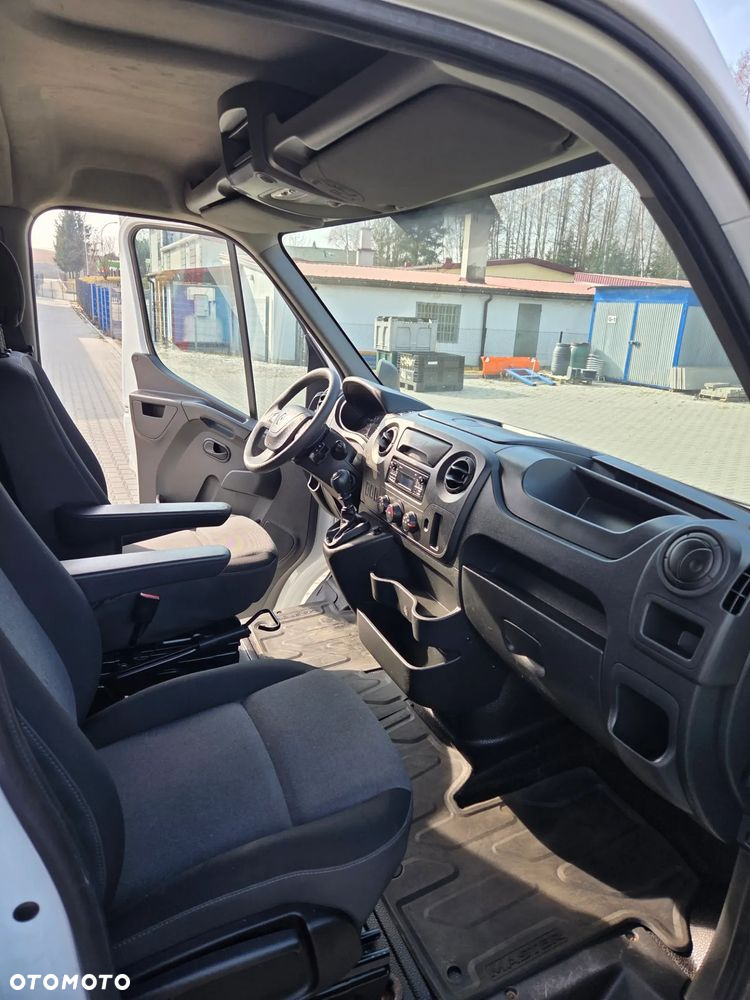 Renault Master - 15
