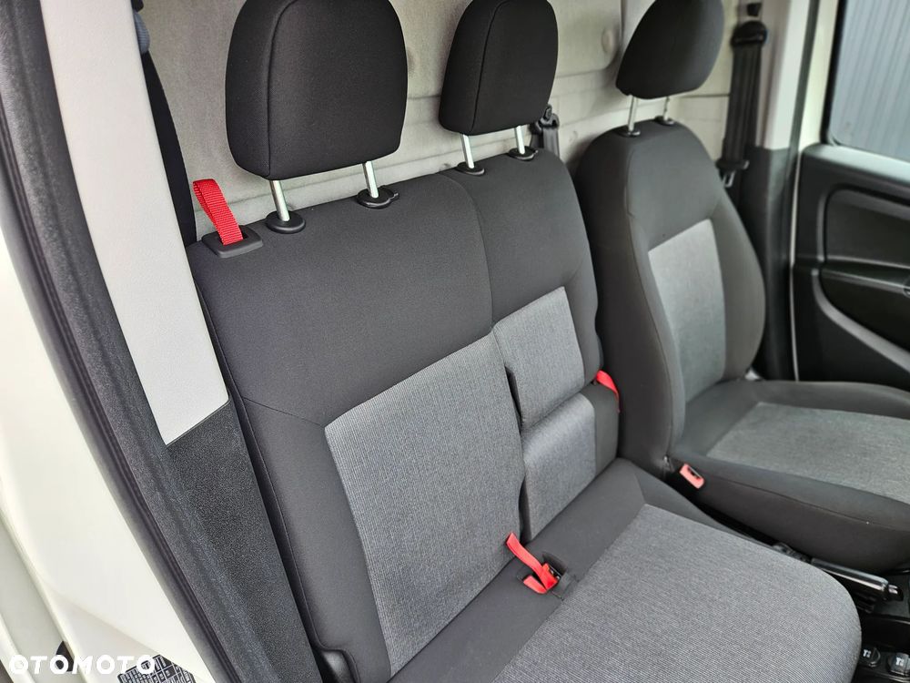 Fiat Doblo 1.3 MJ 95KM / Furgon / Klima / 3-osobowy / - 19
